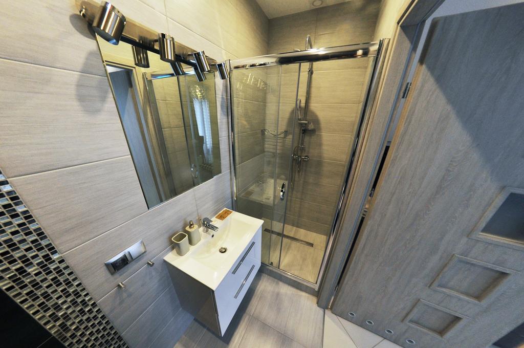 Moko Apartment Parking W Cenie Варшава Экстерьер фото